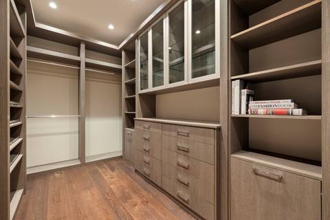 Gallery closet